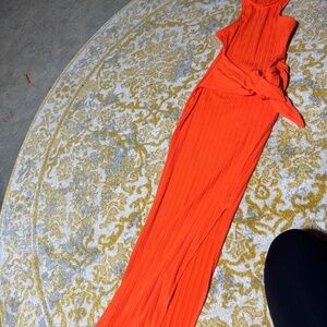 Orange midi with split Sz:S